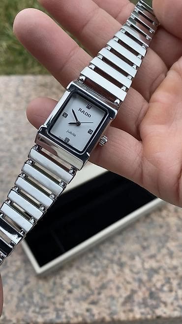 Женские часы. Rado — бренд из Швейцарии, где точность превращают в