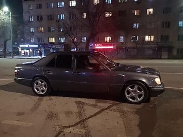 бампер w124: Mercedes-Benz W124: 1995 г., 2.2 л, Автомат, Седан — 4