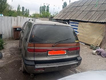 минивэн мерседес: Mitsubishi Space Wagon: 1997 г., 2 л, Ручные, Бензин, Универсал — 2