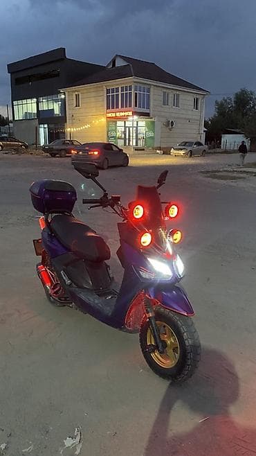 Скутеры: 150 куб. см, Бензин, Б/у — 4