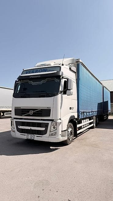 Тягач, Volvo, 2013 г., Бортовой
