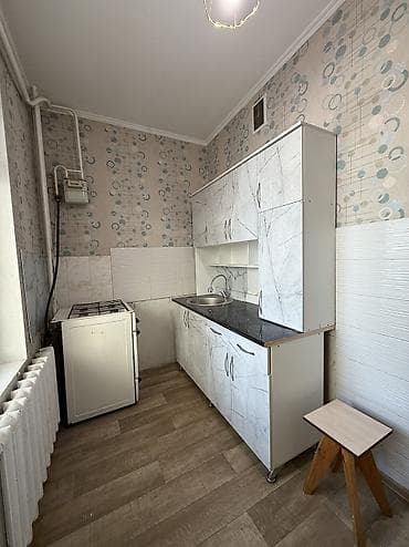 1 комната, 62 м², 106 серия, 1 этаж, Старый ремонт — 10