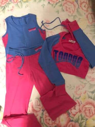 спортивное оборудование: Продаю вещи разные женские и детские,по подробней пишите в лс.Вещи в — 8