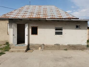 кара жыгач продаю дом: Продается одноэтажный дом. Внутри дома имеются комнаты с окнами — 2