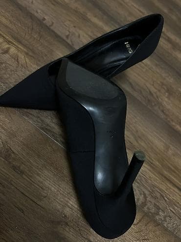 халаты бу: Классические женские лодочки на шпильке - Цвет: черный, матовый - — 4