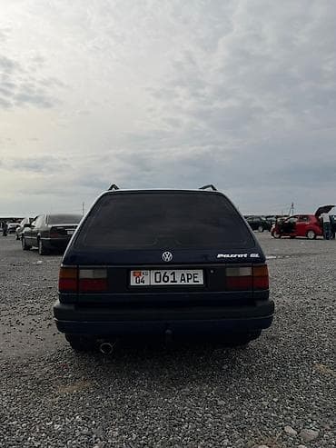 Транспорт: Volkswagen Passat Variant: 1991 г., 1.8 л, Кол менен иштөөчү, Бензин, Универсал — 6