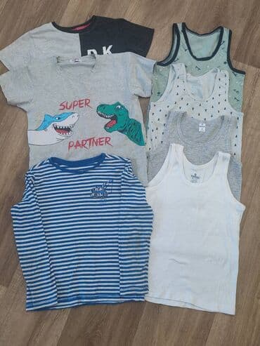 где можно купить карнавальные костюмы для детей: Вещи Пакетом Футболки и майки Отличное состояние без пятен. Все х/б — 1