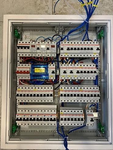 bem stroy: Электрик | Установка люстр, бра, светильников, Установка софитов, Перенос электроприборов Больше 6 лет опыта — 3