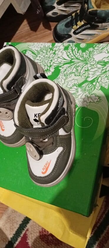 Детская обувь: Детские ботинки/кроссовки для первых шагов. - Цвет — 2