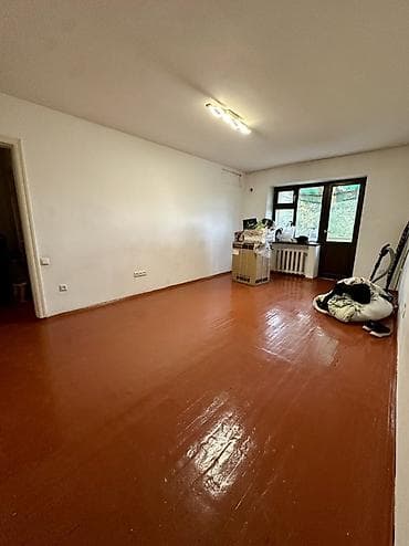 метраж: 3 комнаты, 56 м², 104 серия, 3 этаж, Старый ремонт — 6