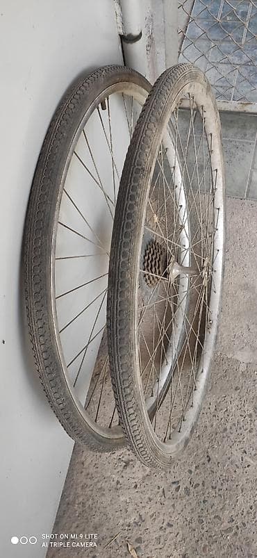 six flags: Пара колёс накаченные турист-1000с. Пра колёс школьник500с. рама с — 2