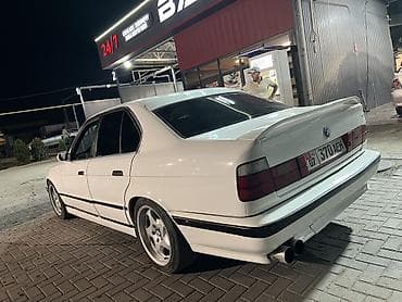 BMW 5 series: 1991 г., 2.5 л, Кол менен иштөөчү, Бензин, Седан — 6