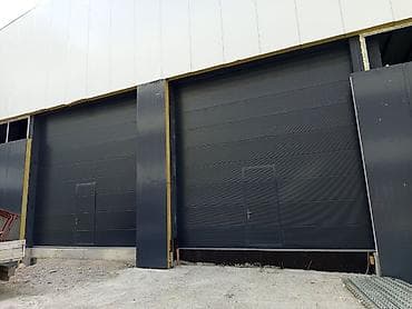 складные металлические двери: Сендвич панели, Автоматические, Alutech, Для гаража, Для частного дома, Для автомойки, С калиткой, Оптом, Новый, Платная установка — 2