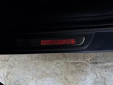 tesla model 3: Kia Sorento: 2019 г., 2 л, Автомат, Дизель, Кроссовер — 7