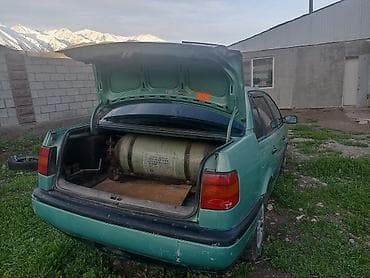 golf 7: Volkswagen Passat: 1994 г., Ручные, Газ, Седан — 3