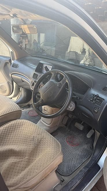 продажа авто ауди: Toyota Raum: 2003 г., 1.5 л, Автомат, Бензин, Хэтчбэк — 8