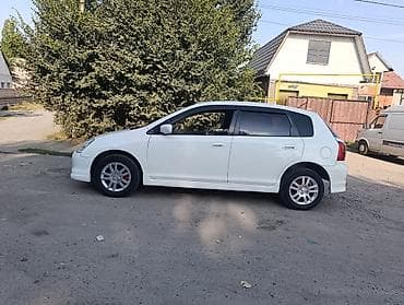 Продажа авто: Honda Civic: 2002 г., 1.5 л, Вариатор, Бензин, Хэтчбэк — 3