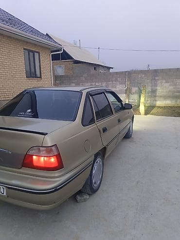 капот нексии: Daewoo Nexia: 2004 г., 1.5 л, Ручные, Бензин, Седан — 5