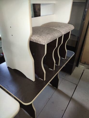 купить стол и табуретки на кухню: Кухонный стол и стул — 4