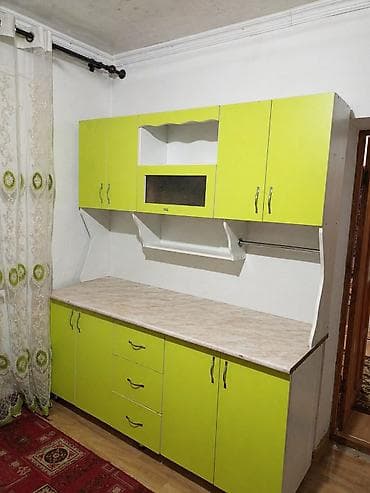 Кухонный гарнитур, Б/у, цвет - Зеленый, ДСП
