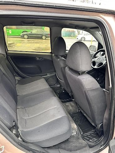 sprinter 4 4: Daihatsu YRV: 2004 г., 1.3 л, Автомат, Бензин, Хэтчбэк — 7