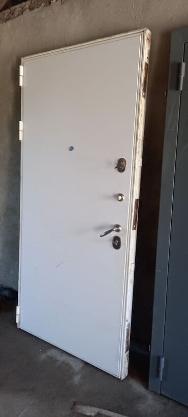 кольцо для канализации: Продаю металлические бронированые двери (входные) — 3