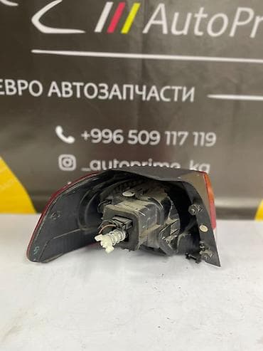 golf 2: Задний правый стоп-сигнал Volkswagen 2008 г., Б/у, Оригинал, Германия — 2