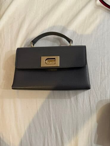 Спортивная сумка, Материал: Искусственная кожа, Женские at lalafo.kg Спортивная сумка, Материал: Искусственная кожа, Женские