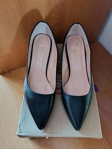 туфли лодочка: Классические женские туфли-лодочки - Размер 39 - Цвет: черный - — 1