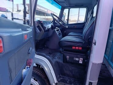 двухосные прицепы для легковых автомобилей бу: Легкий грузовик, Mercedes-Benz, Стандарт, Б/у — 6