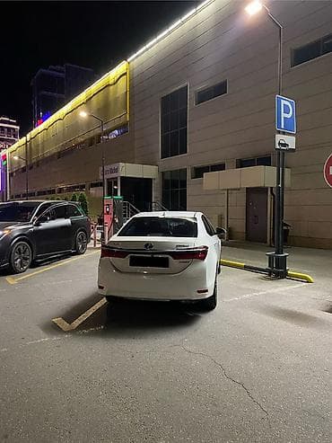 toyota corolla 150: Toyota Corolla: 2019 г., 1.6 л, Вариатор, Гибрид, Седан — 4