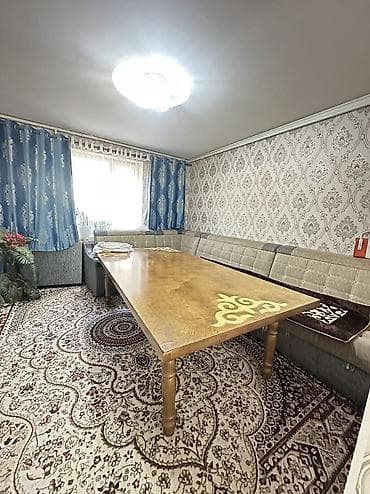 учас: 🏡 Срочно продается дом в ж/м Калыс-Ордо! ✨ Просторный и уютный дом — 6