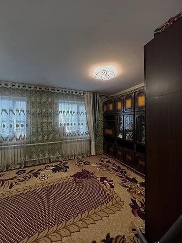 Үйлөр: Продаётся дом в районе Алтын Ордо. - Кирпичный двухэтажный дом с — 3