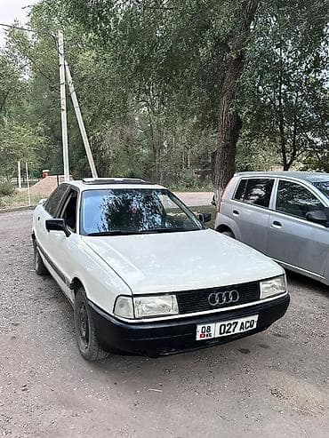Audi: Audi 80: 1990 г., Седан — 3