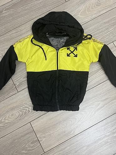 форма солдата детская: Костюм детский военный на 3-4 года-700 сом Куртка детская на 5-6 — 1