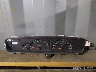 corolla runx: Toyota Voxy Щиток приборов, Тойота Вокси щит приборов 2002 по 2005 — 1