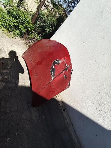 mazda: Капот Mazda — 3