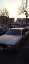 дом на обмен: Ford Granada: 1985 г., 2 л, Механика, Бензин, Седан — 1