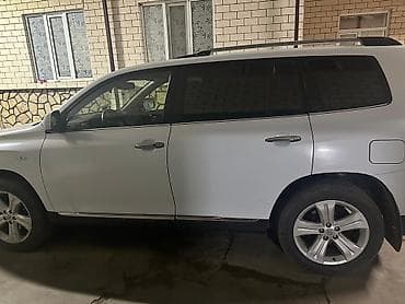 Toyota Highlander: 2010 г., 3.5 л, Автомат, Газ, Кроссовер — 6