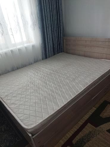 Мебель: Двуспальная кровать с матрасом - Размер спального места — 2