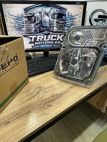 7a fe: Комплект передних фар Volvo Новый, Оригинал — 2