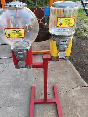 Двойной механический торговый автомат на стойке для продажи