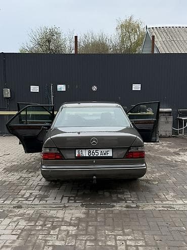 машина мерс с: Mercedes-Benz W124: 1991 г., 2.3 л, Автомат, Бензин, Седан — 1