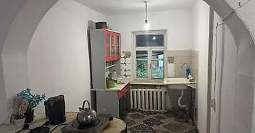 Сдается полдома, 3 комнаты. Район Вефа, первая линия, по трассе — 3