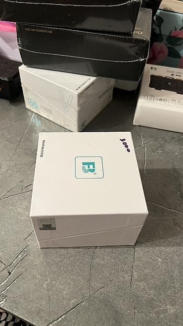 Аккумулятор Li‑ion для фото/видеокамер (серия «V», бирюзовый) - Тип