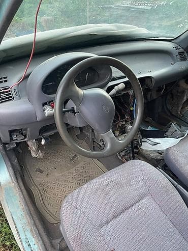 мини электро: Nissan Micra: 1994 г., 1 л, Механика, Бензин, Хэтчбэк — 4