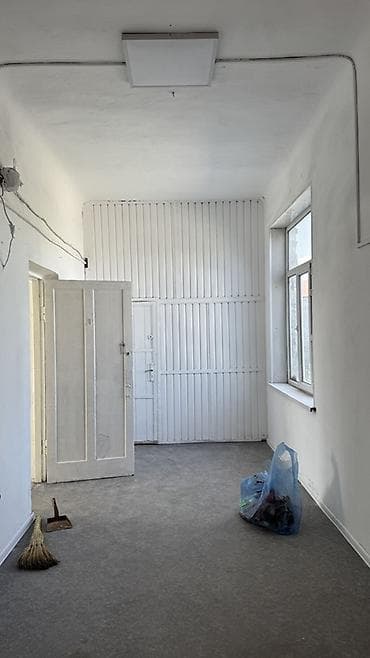 работа офисе: Сдаётся в аренду помещение под офис/студию/мастерскую. Адрес — 3