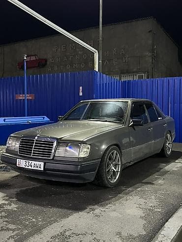 merc 211: Mercedes-Benz W124: 1992 г., 2.3 л, Седан — 3
