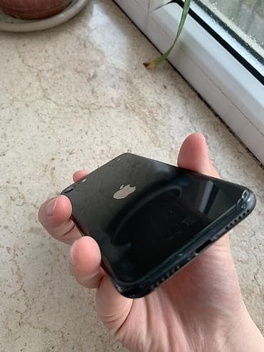 aphone 11: IPhone SE 2020, Б/у, 64 ГБ, Черный, 76 % — 8