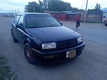step rf3: Volkswagen Vento: 1993 г., 1.8 л, Механика, Бензин, Седан — 2